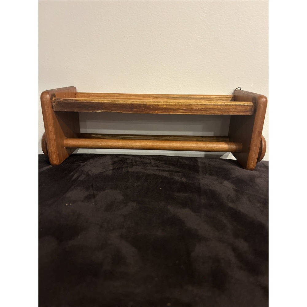 VTG Wooden Wall Mount Shelf Paper Towel Holder Kitchen Farm Folk Cottage